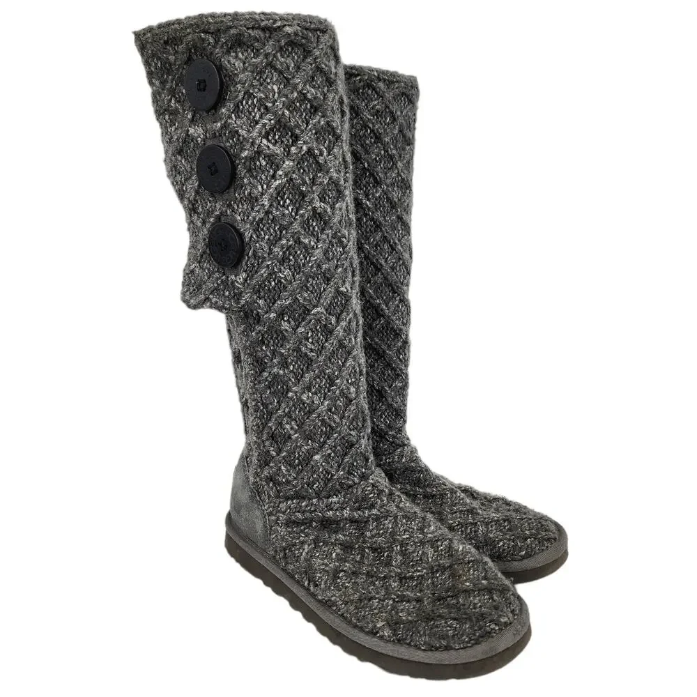 UGG Gray Tall Knit Lattice Sweater Material Button Detail Cardy Boots Size 7